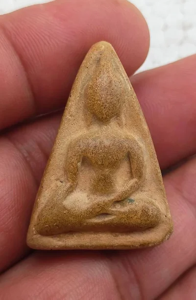 **วัดใจแดงแรกที่ 350 บาท ครับ**..พระนางพญา กรุวัดดาวเสด็จ เนื้อดิน จ.สระบุรี