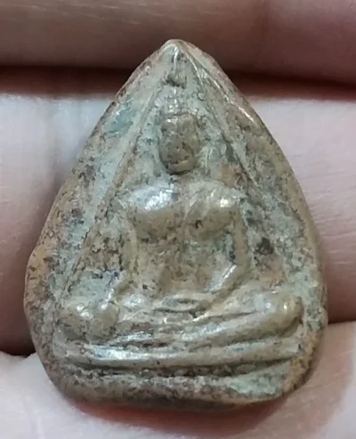 200+++พระนางพญาเนื้อดิน กรุลานดอกไม้ สุโขทัย