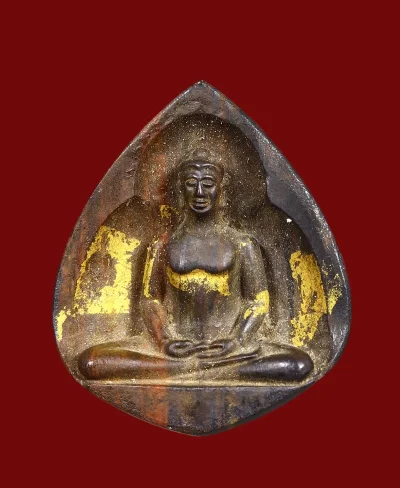 พระมหาสิริราชธาตุ รุ่นดูดทรัพย์ (หรือเรียกกันว่า พระคะแนน / พระดูดทรัพย์) ของวัดพระธรรมกาย ปี พ.ศ. 2541