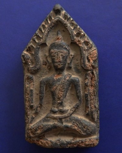 ขุนแผนเนื้อดิน หลังยันต์ สูง 5.9 ซ.ม. พระบ้านเก่าเก็บหลายสิบปี