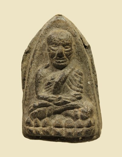 ʕ•́ᴥ•̀ʔっ..พระหลวงปู่ทวดพระอาจารย์นอง ปี 2535 เนื้อว่าน ฝังตะกรุดนารายณ์แปลงรูป 8 ดอก