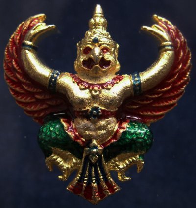 20.สวยดั่งทอง...พญาครุฑ พิธียกครุฑพ่าห์ ศาลจ.เบตง พ.ศ. 2555 เนื้อทองเหลืองกะไหล่ทองลงยา