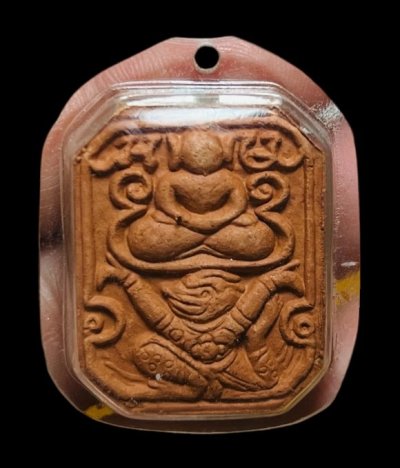 **เคาะแรก 20**พระทรงครุฑเนื้อดิน วัดศาลพันท้ายนรสิงห์ หลังยันต์เกราะเพชร สมุทรสาคร เลี่ยมเดิมจากวัด