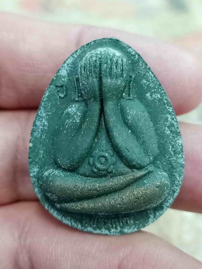 2-1883 วัดใจ 100 พระปิดตาจัมโบ้ปลดหนี้ มหาเฮง หลวงปู่จื่อ วัดเขาตาเงาะอุดมพร จ.ชัยภูมิ 2565 เนื้อเขียว หมายเลข 5 กล่องเดิม***พระดีพิธีใหญ่เสกหลายวาระ ทีมพี่เสือจัดสร้าง