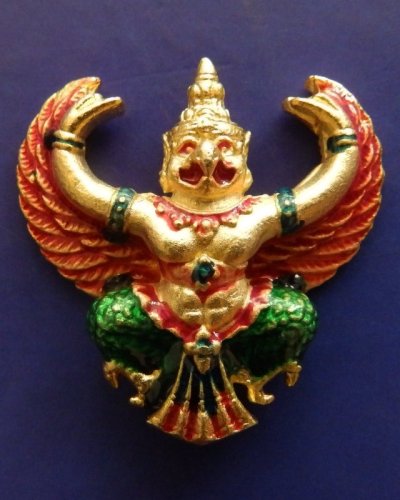 ครุฑ พิธียกครุฑพ่าห์ ศาลจ.เบตง กรรมการ เลข 500 เนื้อทองเหลืองกะไหล่ทองลงยา พ.ศ. 2555 พร้อมกล่องเดิม