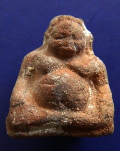 สังกัจจายน์ลอยองค์ เนื้อดิน สูง 2 ซ.ม.เศษ พระบ้านเก่าเก็บหลายสิบปี