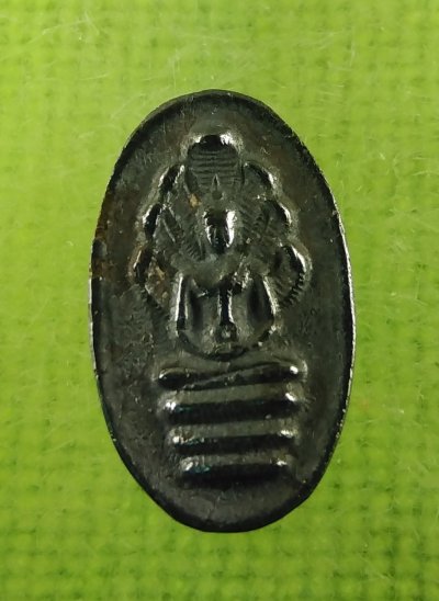 พระเนื้อแร่ไม่ทราบที่