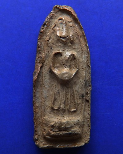 คัดสวย !! พระพิมพ์ประจำวันพุธ หลวงปู่ทิม วัดละหารไร่ ประธานปรกปลุกเสก ออกวัดไผ่ล้อม จ.ระยอง เนื้อดินมีเคลือบ