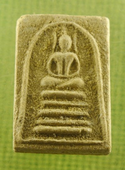 พระผงสมเด็จ พิมพ์เกศไชโยออกวัดชากลูกหญ้า หลวงปู่ทิม ปลุกเสก ปี 15 ประวัติชัดเจน เก็บก่อนแรง 010