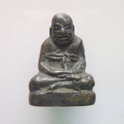 รูปหล่อหลวงพ่อปานออกวัดแสมขาว รุ่น 2