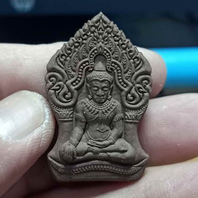 2-116 วัดใจ 50 พระผงยอดขุนพล นครชัยศรี อายุวัฒนมงคล 71 ปี หลวงพ่อสัญญา วัดกลางบางแก้ว นครชัยศรี จ.นครปฐม เนื้อผง กล่องเดิม #D1