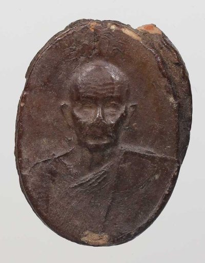 300.-  พระเนื้อดิน หลวงปู่ดุลย์ อตุโล วัดบูรพาราม จังหวัดสุรินทร์ ปี 2524