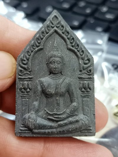 D2336 วัดใจ 50 พระขุนแผนรุ่นแรก วัดเขานันทา จ.สระแก้ว ปี 2559