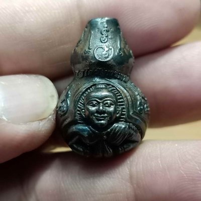 2-573 วัดใจ 100 น้ำเต้า ไอ้ไข่รับทรัพย์ วัดศรีมาประสิทธิ์ อ.ชะอวด จ.นครศรีธรรมราช เนื้อเมฆพัด หมายเลข 194 กล่องกำมะหยี่เดิม