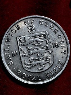 เหรียญเงิน 25 PENCE BAILIWICK OF GUERNSEY  ROYAL VISIT QUEEN ELIZABETH THE SECOND  1978