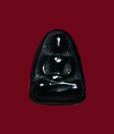 **เคาะแรก 50**พระสังกัจจายน์  แร่พรหมชะแง้ หลวงพ่ออุ้น วัดตาลกง  เพชรบุรี