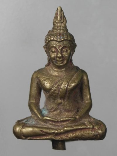 300.-พระกริ่งยอดธง  เนื้อทองเหลือง