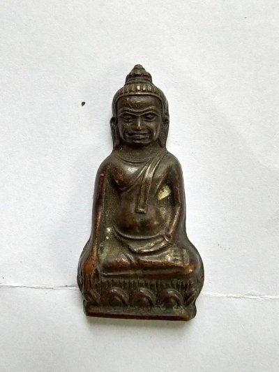 300.- พระหูยาน หลังจปร. วัดราชบพิธ ปี2513 (เจ้าคุณนรฯปลุกเสก) องค์ที่2
