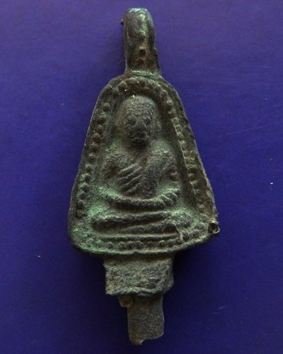 แท้ๆ จากวัด !! เหรียญหล่อจอบใหญ่ หลวงพ่อเงิน รุ่นปืนแตก วัดคงคาราม (บางคลานใต้) ตัดจากช่อกรรมการ ปี 2528 (3)