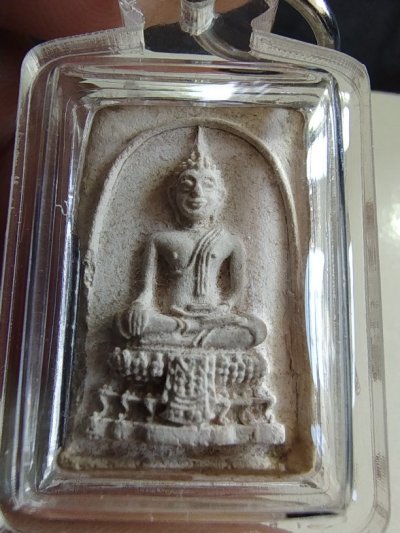 2500.-พระสมเด็จ วัดไร่ขิง จ.นครปฐม ปี2514 พิมพ์เล็กฐานเตี้ย พร้อมเลี่ยม (มีตำหนิ)