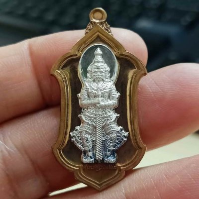 ✅2-2269 วัดใจ 150 เหรียญท้าวเวสสุวรรณโณ ทรัพย์เจ้าสัว วัดพระเกิดคงคาราม จ.เชียงราย ปลุกเสกร่วมพิธีวัดพระผศรีมหาธาตุ พิษณุโลก 2563 นวะโลหะ หน้ากากเงิน หมายเลข 20 กล่องเดิม