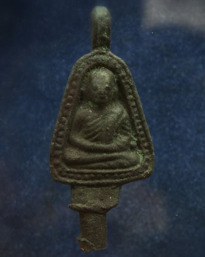 แท้ๆ จากวัด !! เหรียญหล่อจอบใหญ่ หลวงพ่อเงิน รุ่นปืนแตก วัดคงคาราม (บางคลานใต้) ตัดจากช่อกรรมการ ปี 2528 (14)