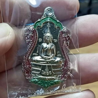✅2-83 วัดใจ 100 MOL เหรียญเสมาหลวงพ่อพระพุทธโสธร หลังท้าวเวสสุวรรณ ประทานพร วัดโสธรวรารามวรวิหาร ปี 2563 เนื้ออัลปาก้า กะไหล่เงิน ลงยาขอบ หมายเลข 2168 กล่องเดิม***ปลุกเสกพิธีใหญ่ หลายวัด หลายวาระ
