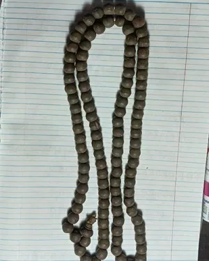 เริ่มต้นที่ 50 บาท สร้อยประคำไม้เก่าไม่ทราบที่