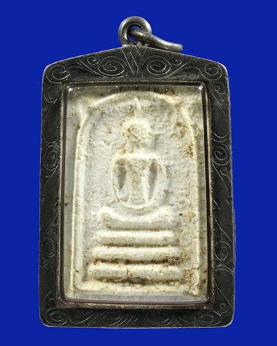 1500.-พระสมเด็จ3ชั้น หลังยันต์ เลี่ยมเงิน(ไม่ออกผล)