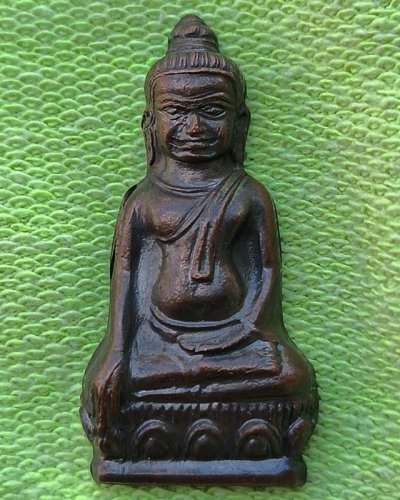17.พระหูยาน หลังจปร. (รุ่นปืนแตก) วัดราชบพิธ พ.ศ. 2513 ในหลวงเสด็จเททอง เกจิ 108 ปลุกเสกพิธีใหญ่